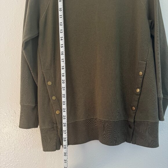 🌿 Maurices Olive Green Cowl Neck Sweatshirt – Size Small - Picture 7 of 11